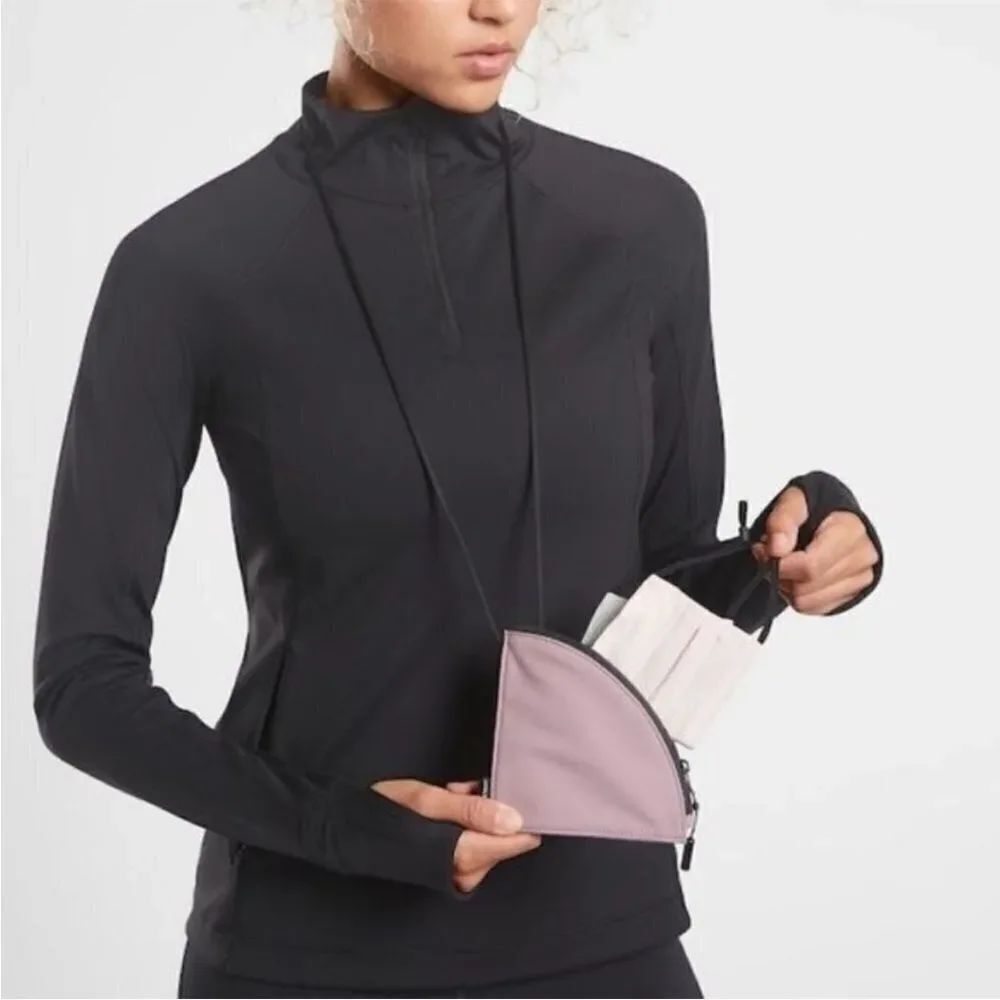 ✨Athleta Mask Mauve Bag✨